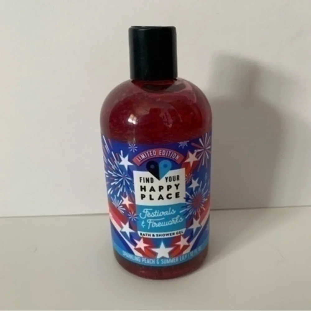 NWT. FIND YOUR HAPPY PLACE Festivals & Firework Bath & Shower